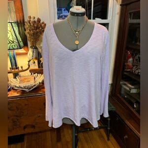 Lilly Pulitzer Etta Long Sleeve V Neck Tee Size XXL lilac/lavender M.G.U.C.